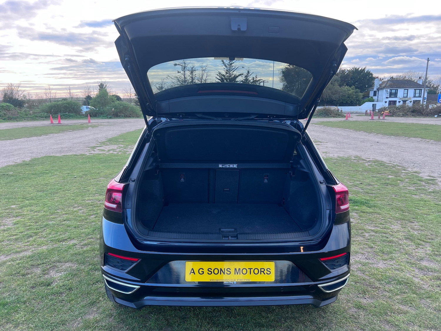 Used Volkswagen T-Roc 2021 for sale - 78074860: Photo 41