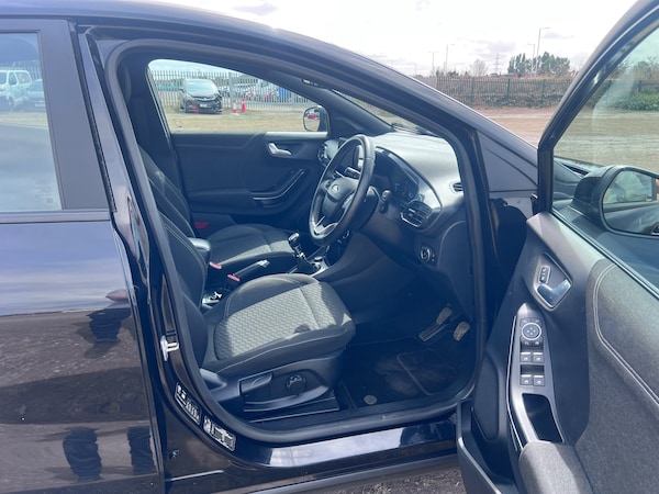 Used Ford Puma 2021 for sale - 75710523: Photo 24