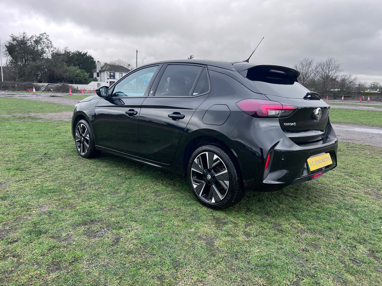 Used Vauxhall Corsa for sale - 77614625: Photo 3