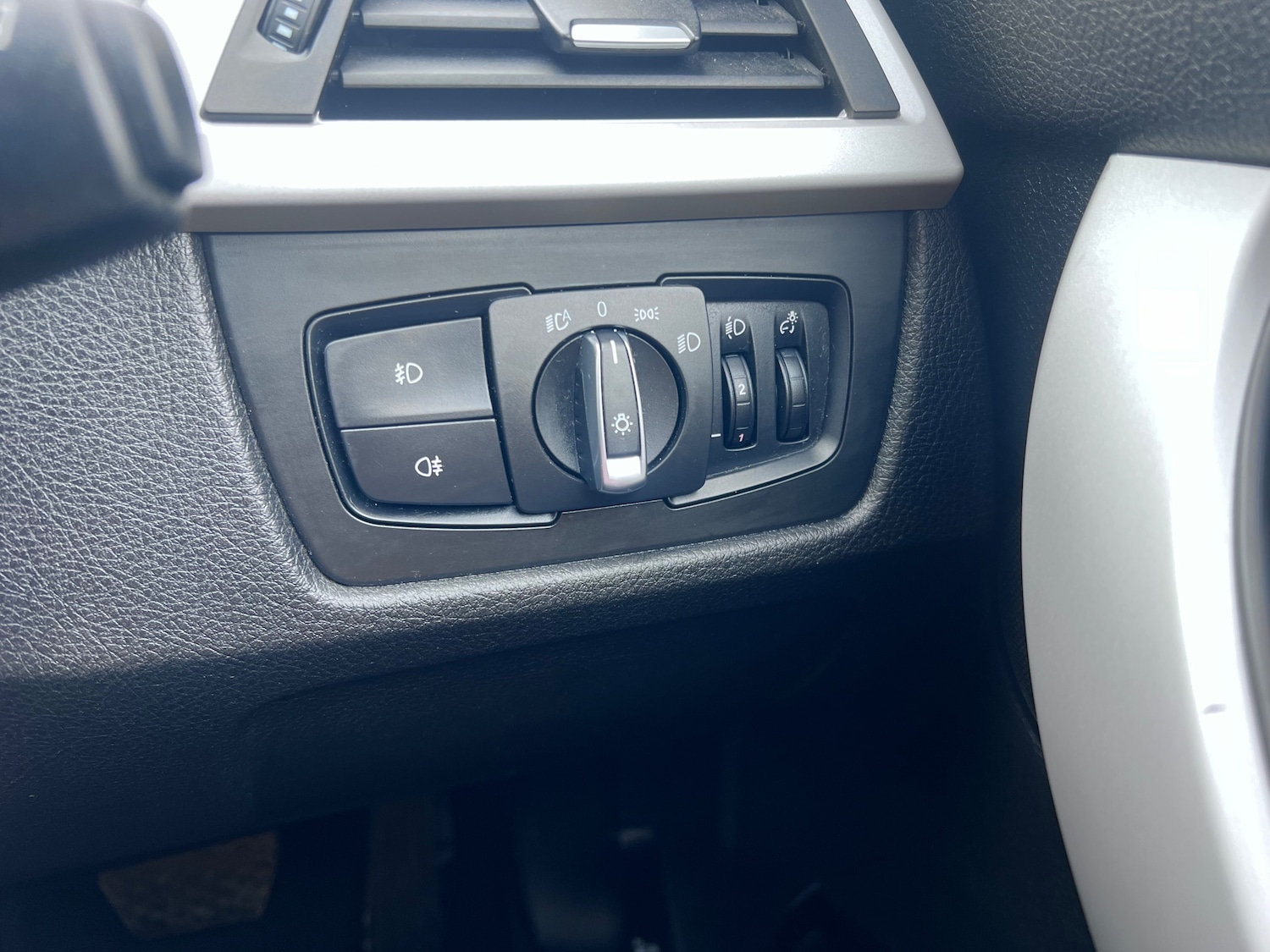 Used BMW 3 Series 2015 for sale - 77106832: Photo 21