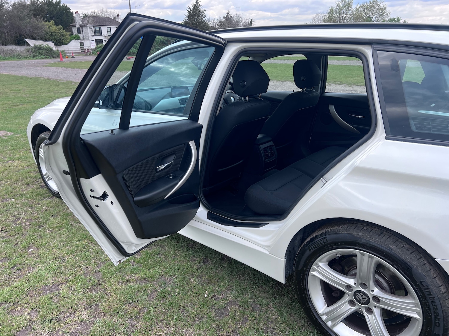 Used BMW 3 Series 2015 for sale - 77106832: Photo 27