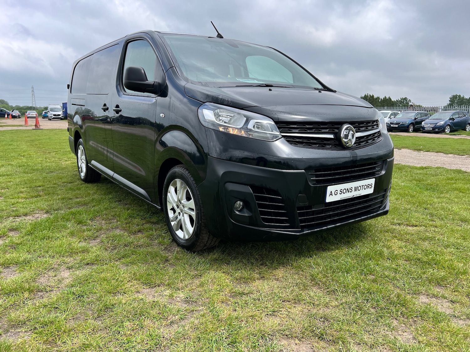 Used Vauxhall Vivaro 2021 for sale - 76949846: Photo 1