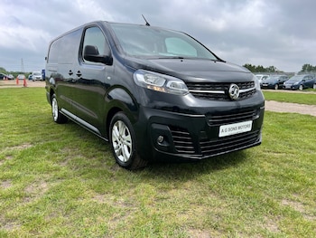 Vauxhall Vivaro feature image