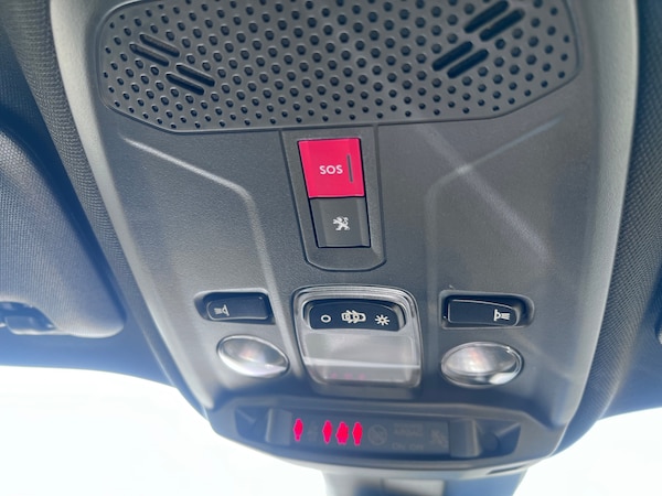 Used Peugeot 2008 2023 for sale - 74658443: Photo 15