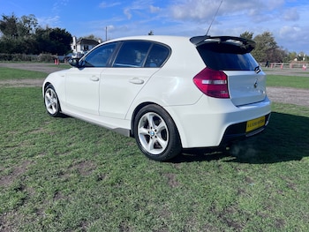 Used BMW 1 Series 2010 for sale - 76400568: Photo