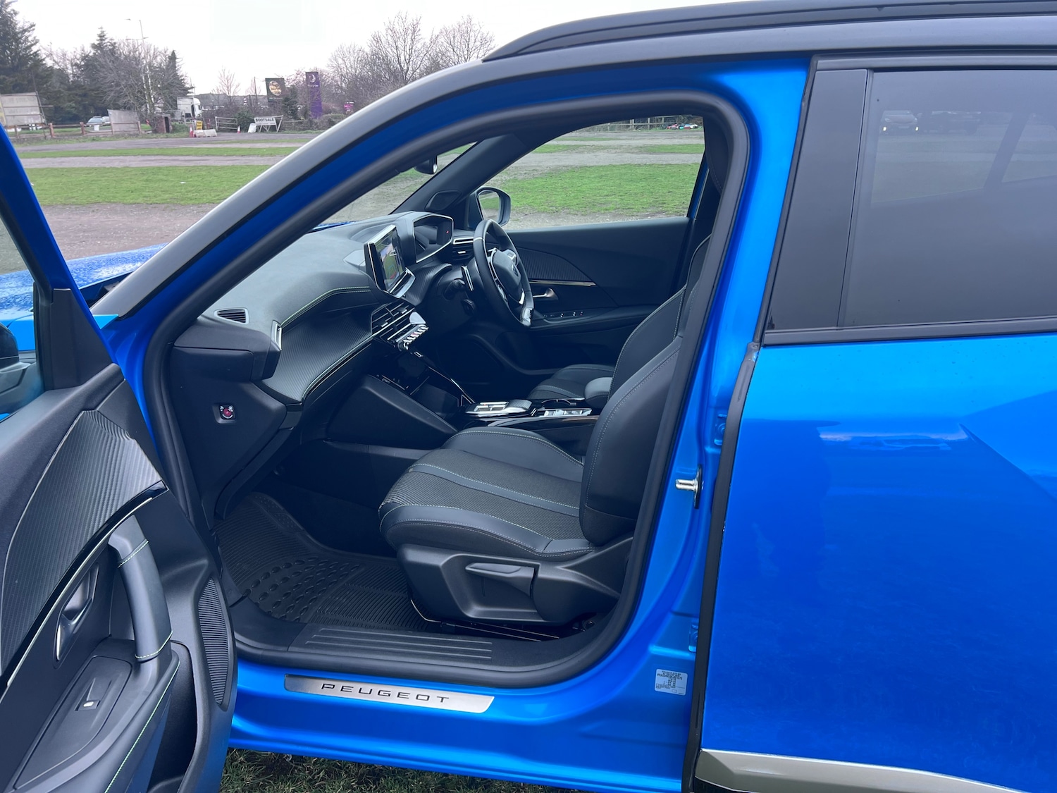 Used Peugeot 2008 2024 for sale - 77259054: Photo 27