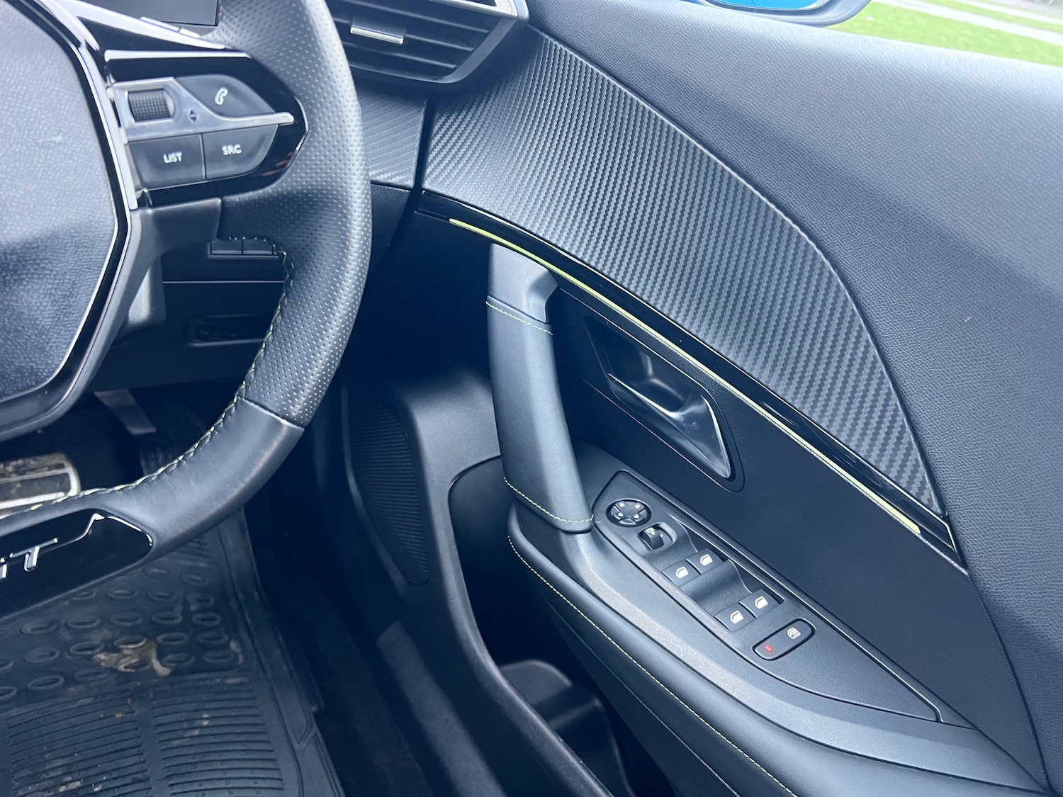 Used Peugeot 2008 2024 for sale - 77259054: Photo 8