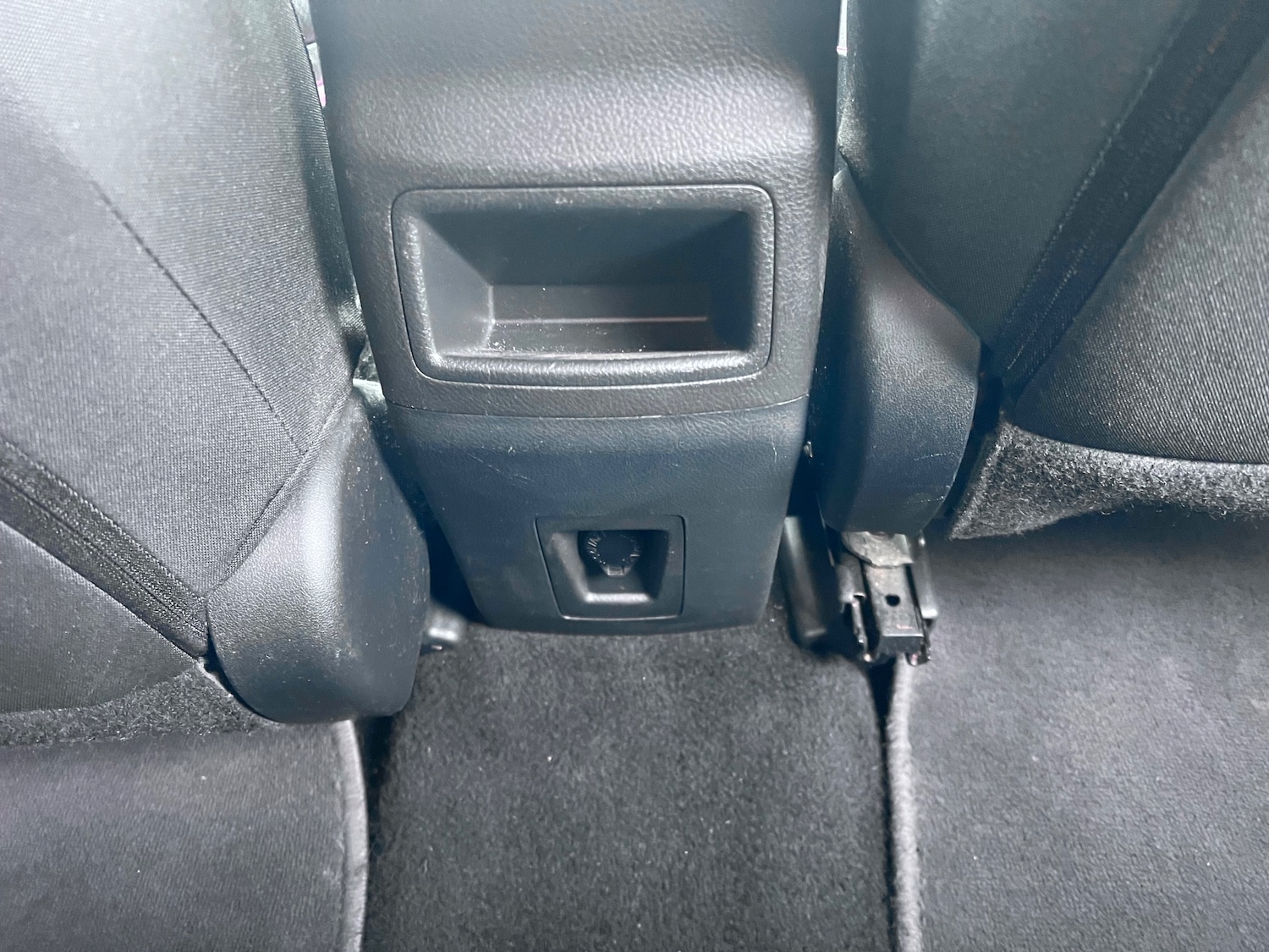 Used Toyota Auris 2014 for sale - 77293577: Photo 12