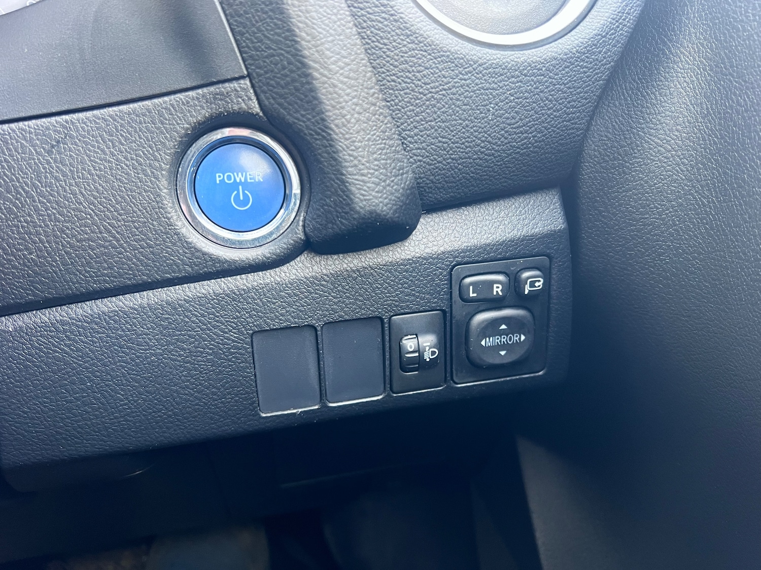 Used Toyota Auris 2014 for sale - 77293577: Photo 18