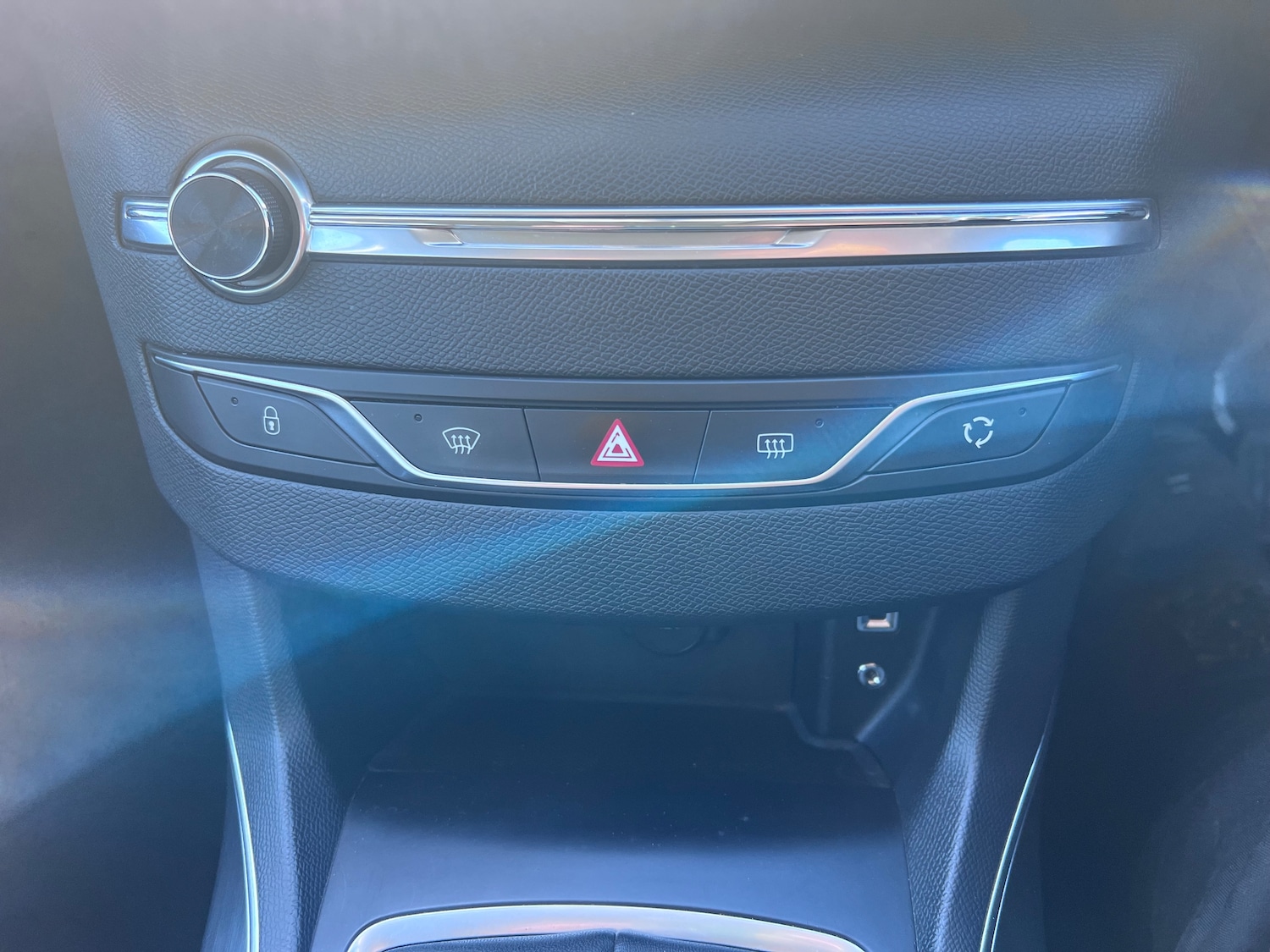 Used Peugeot 308 2014 for sale - 77820073: Photo 16