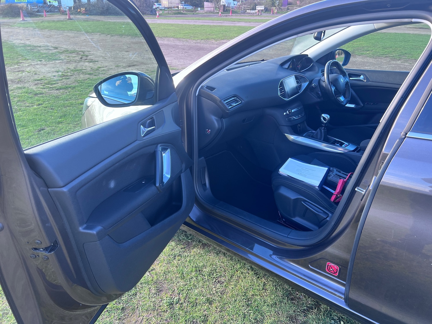 Used Peugeot 308 2014 for sale - 77820073: Photo 28