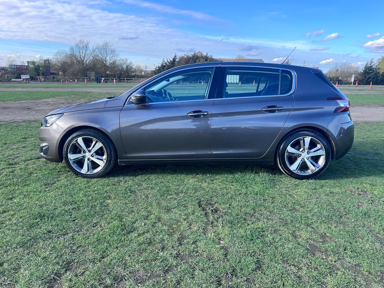 Used Peugeot 308 2014 for sale - 77820073: Photo 36