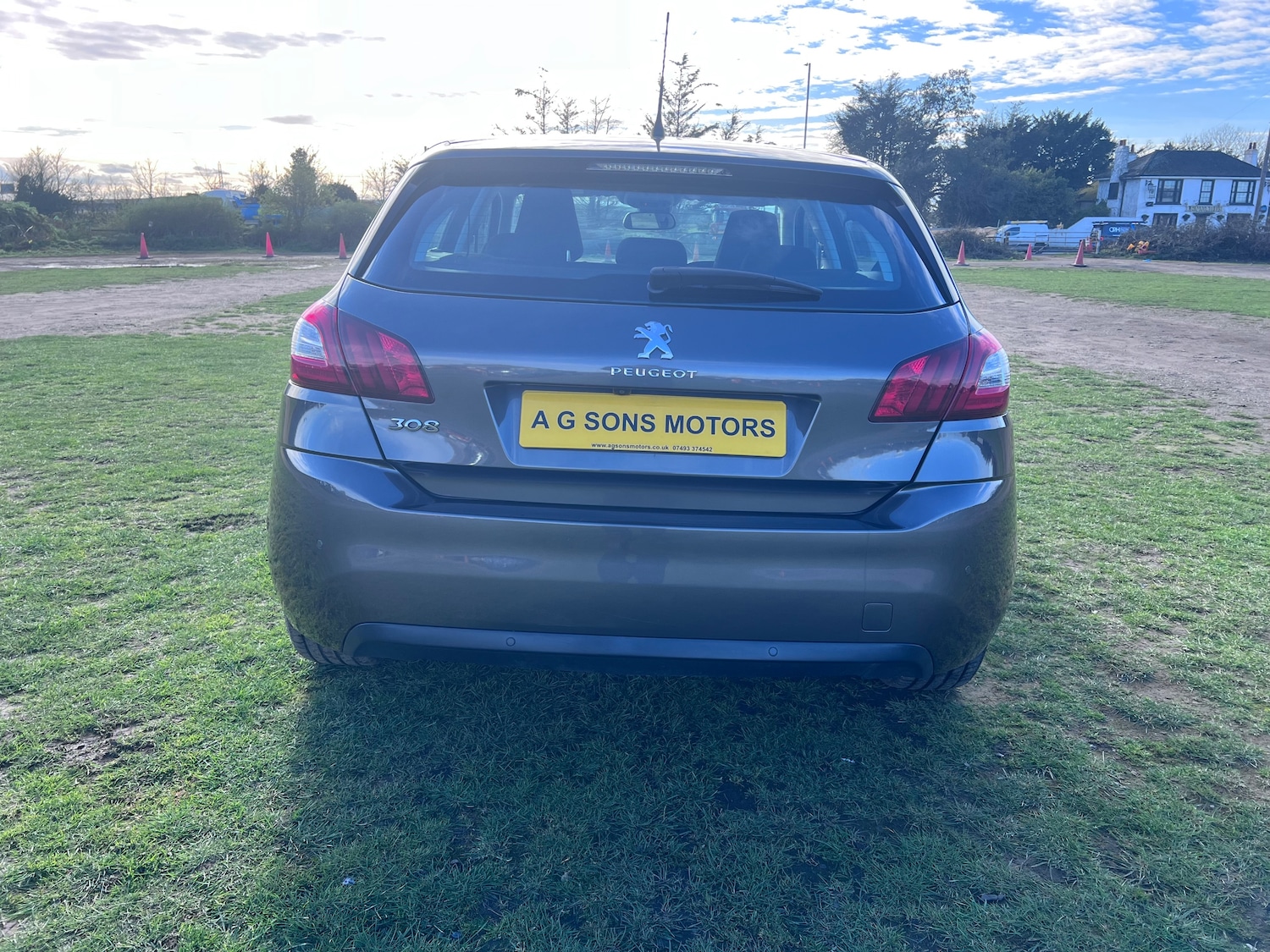 Used Peugeot 308 2014 for sale - 77820073: Photo 41