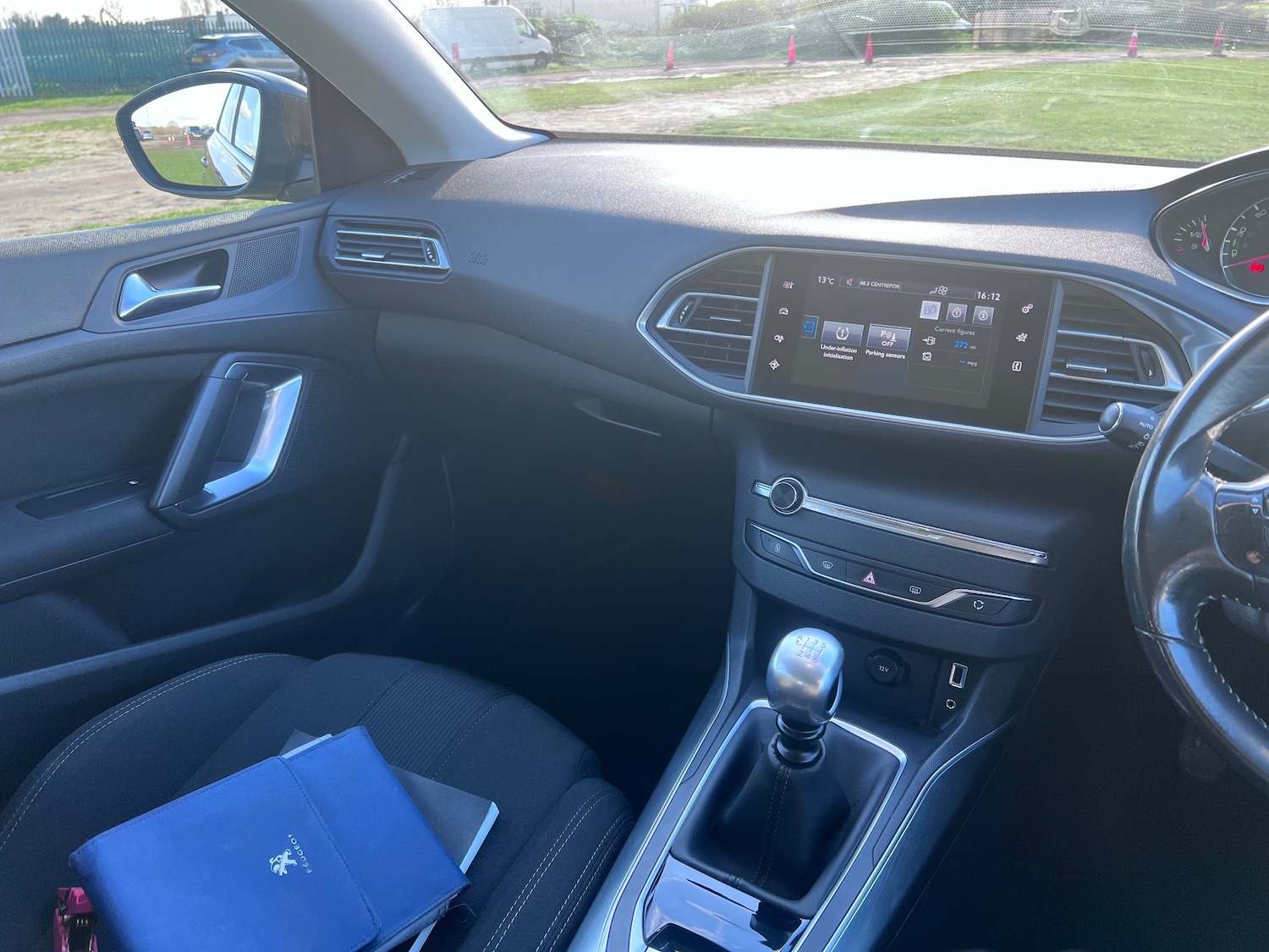 Used Peugeot 308 2014 for sale - 77820073: Photo 8