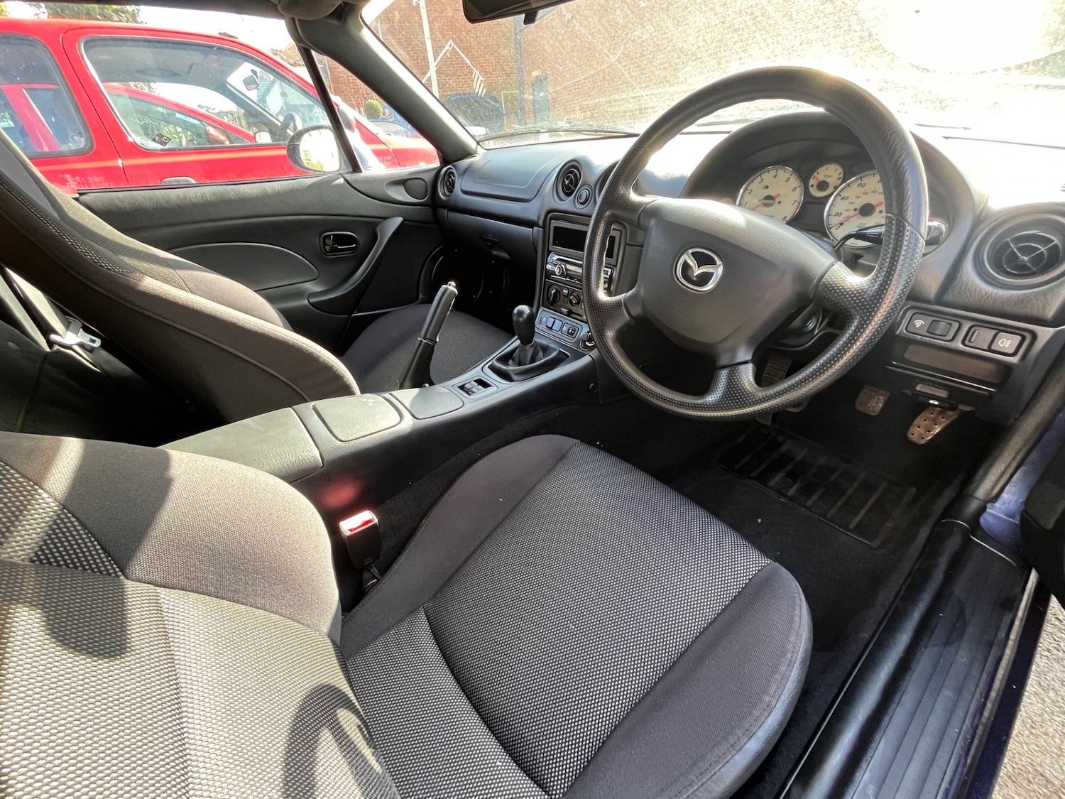 Used Mazda MX-5 2002 for sale - 78055712: Photo 5