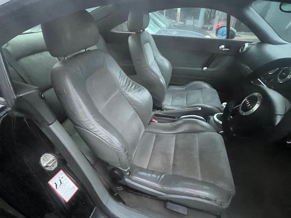 Used Audi TT 2001 for sale - 75235217: Photo 10