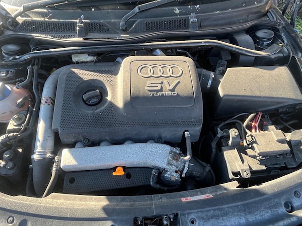 Used Audi TT 2001 for sale - 75235217: Photo 8
