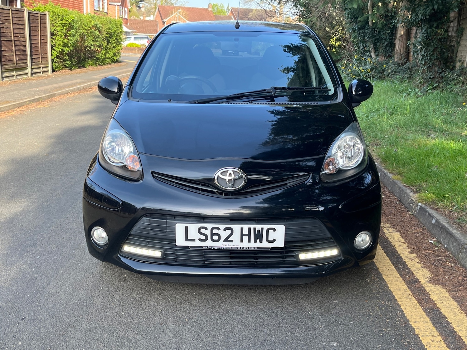 Used Toyota AYGO 2012 for sale - 78166067: Photo 2