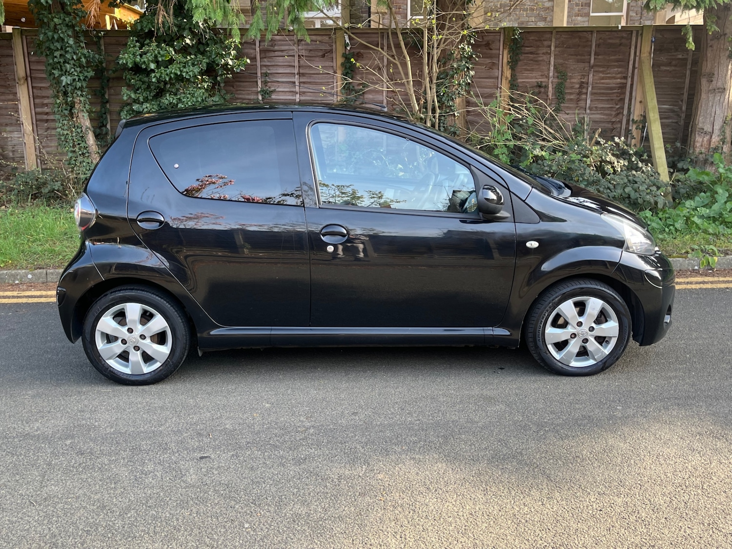 Used Toyota AYGO 2012 for sale - 78166067: Photo 8