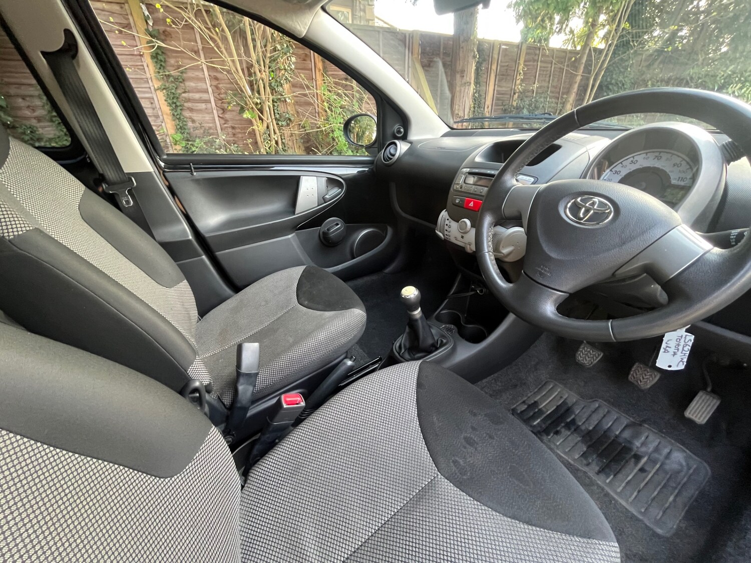 Used Toyota AYGO 2012 for sale - 78166067: Photo 9