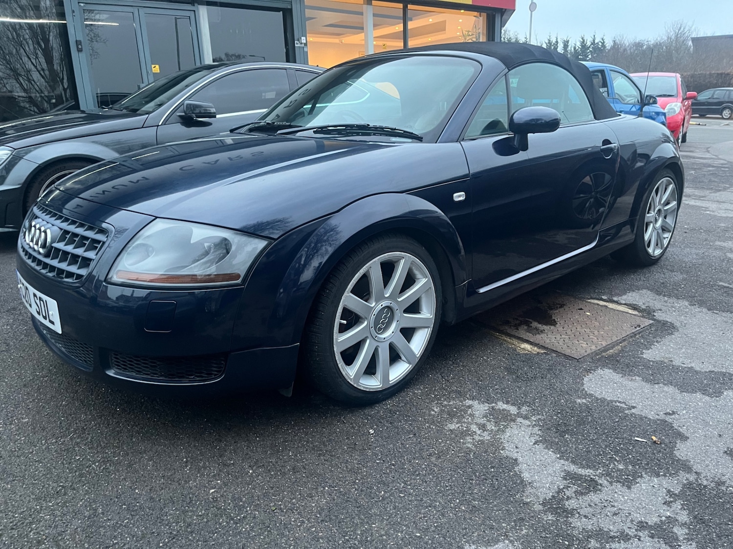 Used Audi TT 2003 for sale - 77329309: Photo 3
