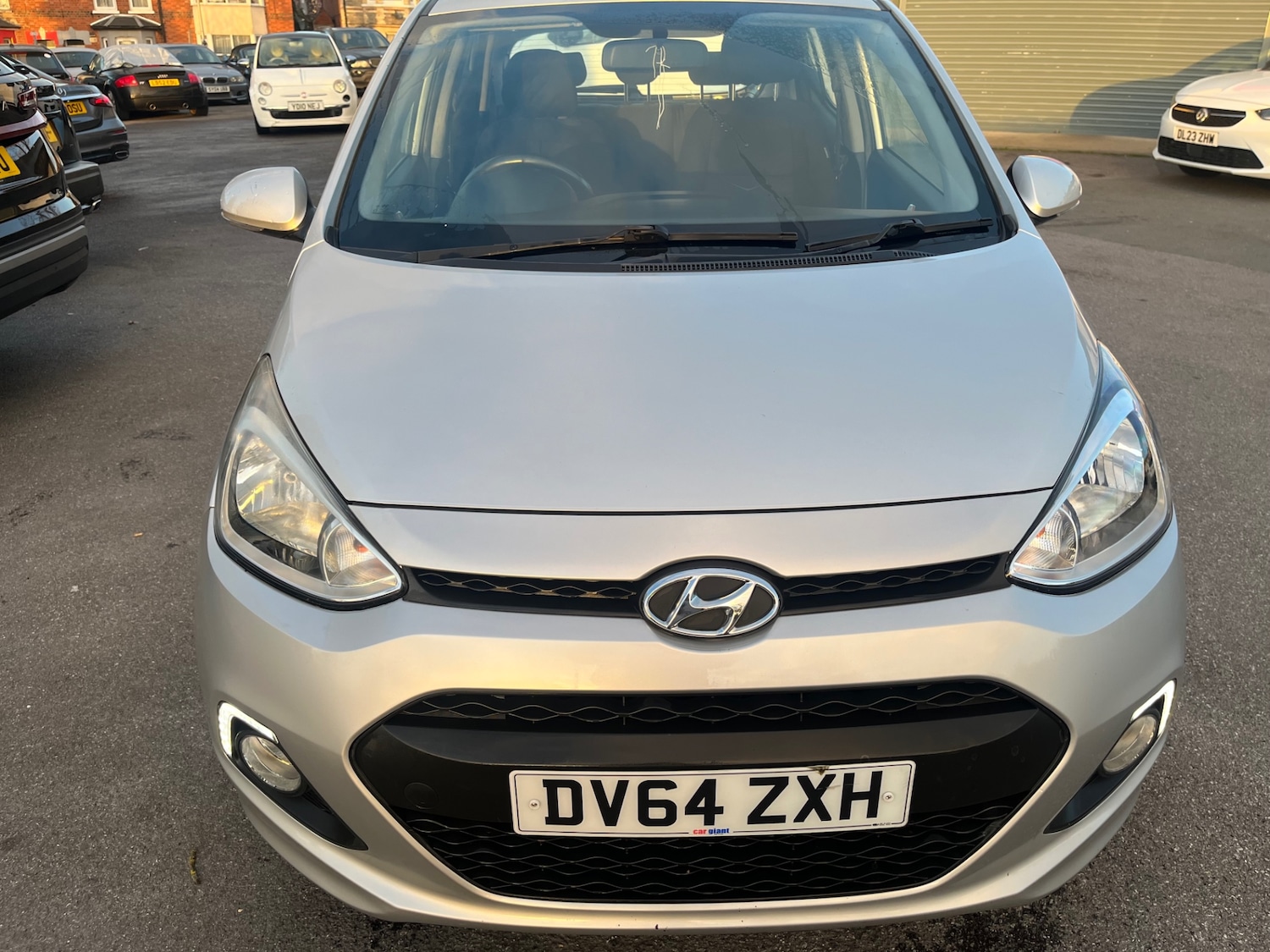 Used Hyundai i10 2015 for sale - 78055716: Photo 2