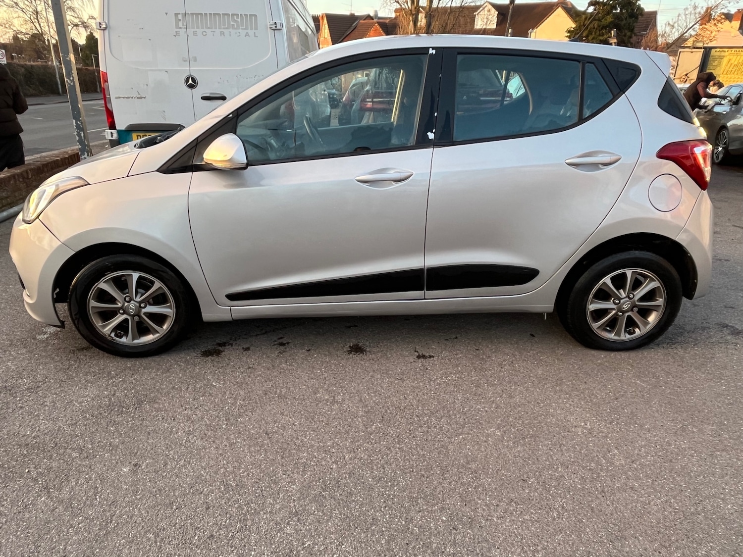 Used Hyundai i10 2015 for sale - 78055716: Photo 4