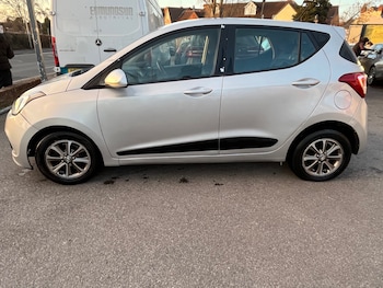 Used Hyundai i10 2015 for sale - 78055716: Photo