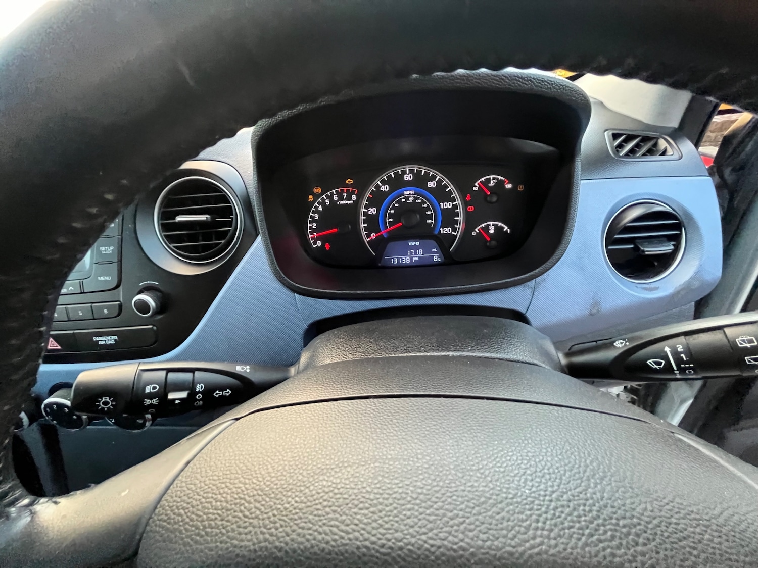 Used Hyundai i10 2015 for sale - 78055716: Photo 9