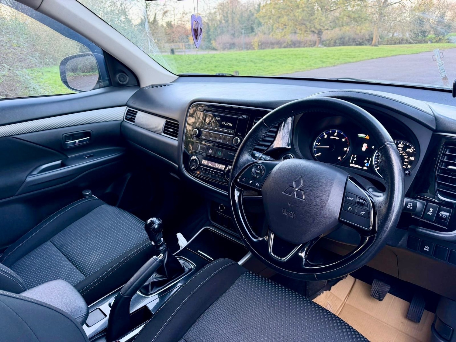 Used Mitsubishi Outlander 2017 for sale - 76935005: Photo 11