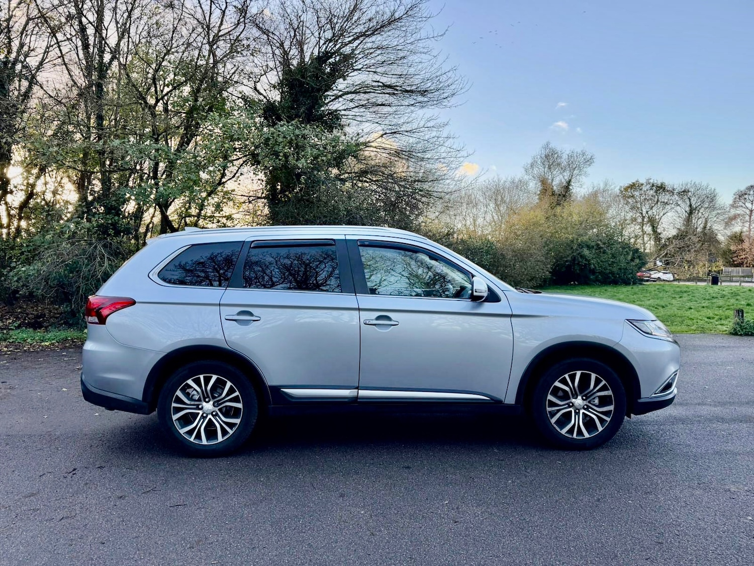 Used Mitsubishi Outlander 2017 for sale - 76935005: Photo 4