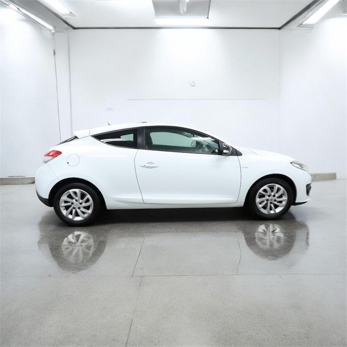 Used Renault Megane 2014 for sale - 78085675: Photo 7