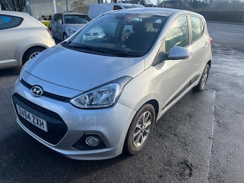 Used Hyundai i10 2015 for sale - 79606910: Photo