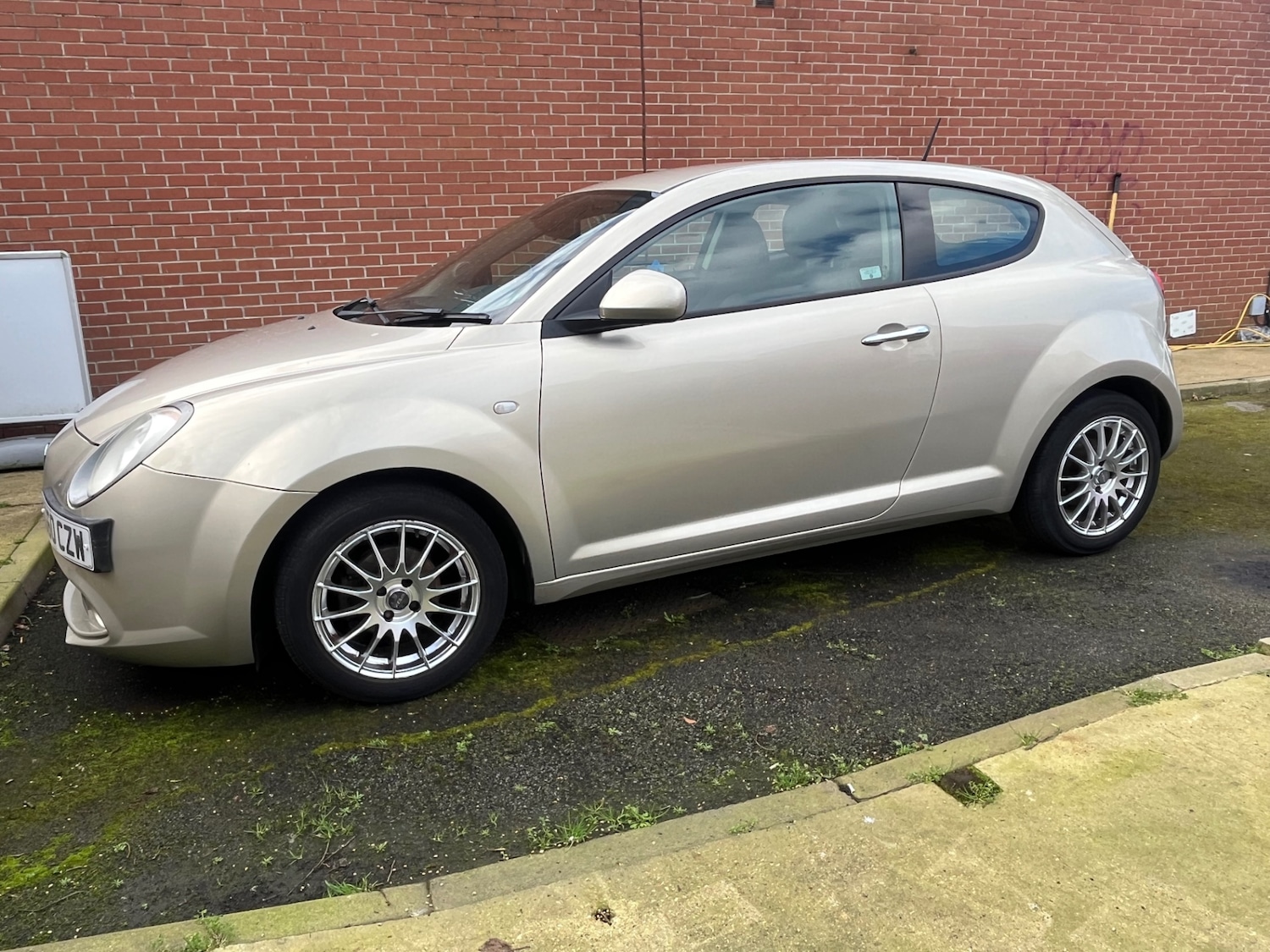 Used Alfa Romeo MiTo 2010 for sale - 77729619: Photo 4