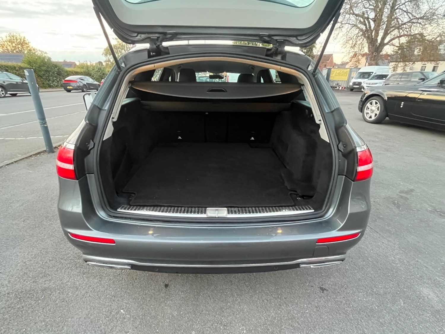 Used Mercedes-Benz E Class 2018 for sale - 77329302: Photo 13