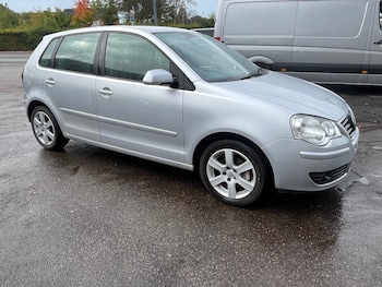 Used Volkswagen Polo 2009 for sale - 76143194: Photo 2