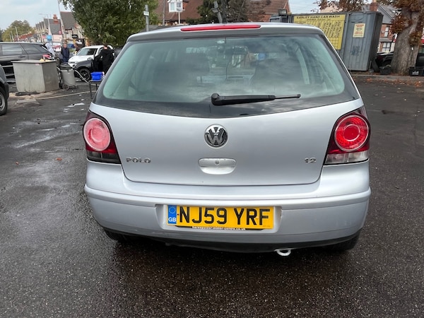 Used Volkswagen Polo 2009 for sale - 76143194: Photo 5