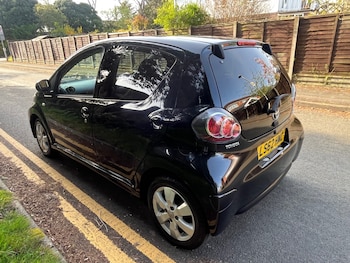 Used Toyota AYGO 2012 for sale - 78772912: Photo