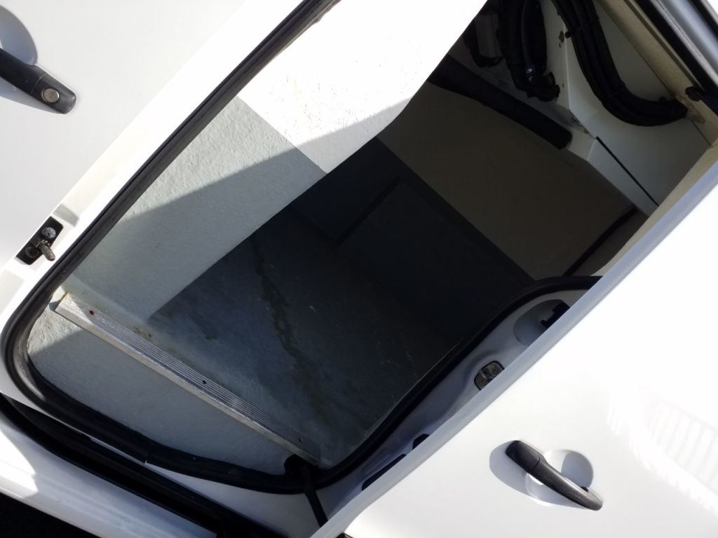 Used Peugeot Partner 2024 for sale - 78068005: Photo 2