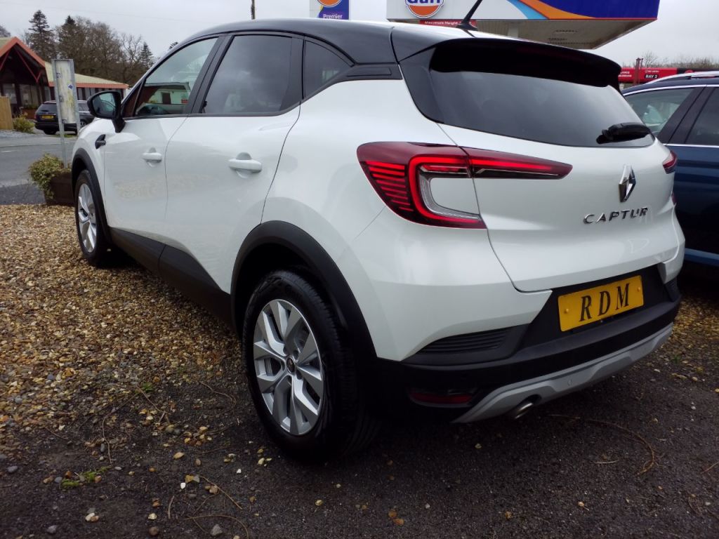 Used Renault Captur 2021 for sale - 77904564: Photo 4