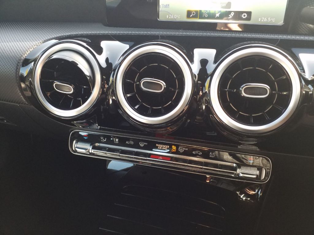 Used Mercedes-Benz A-Class 2018 for sale - 78181938: Photo 12