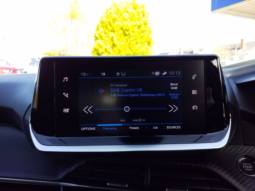 Used Peugeot 2008 2023 for sale - 78068022: Photo 12