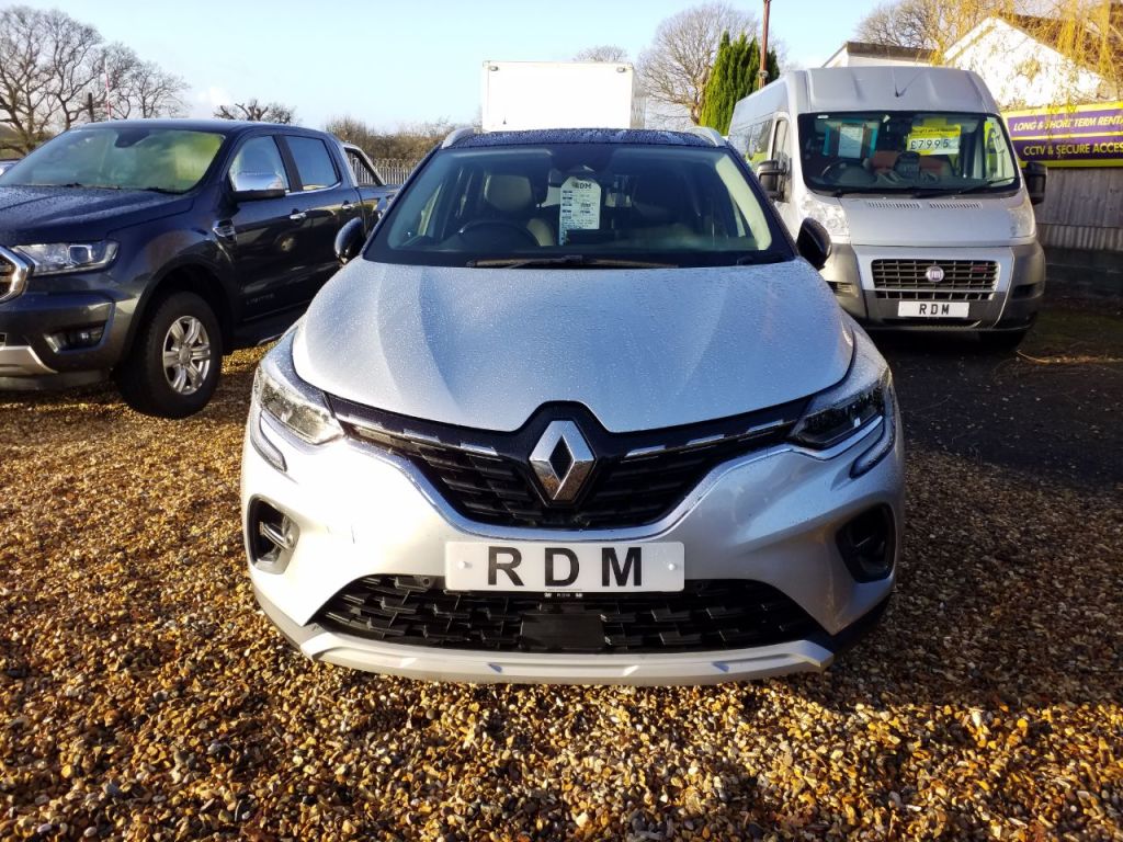 Used Renault Captur 2021 for sale - 76891921: Photo 2