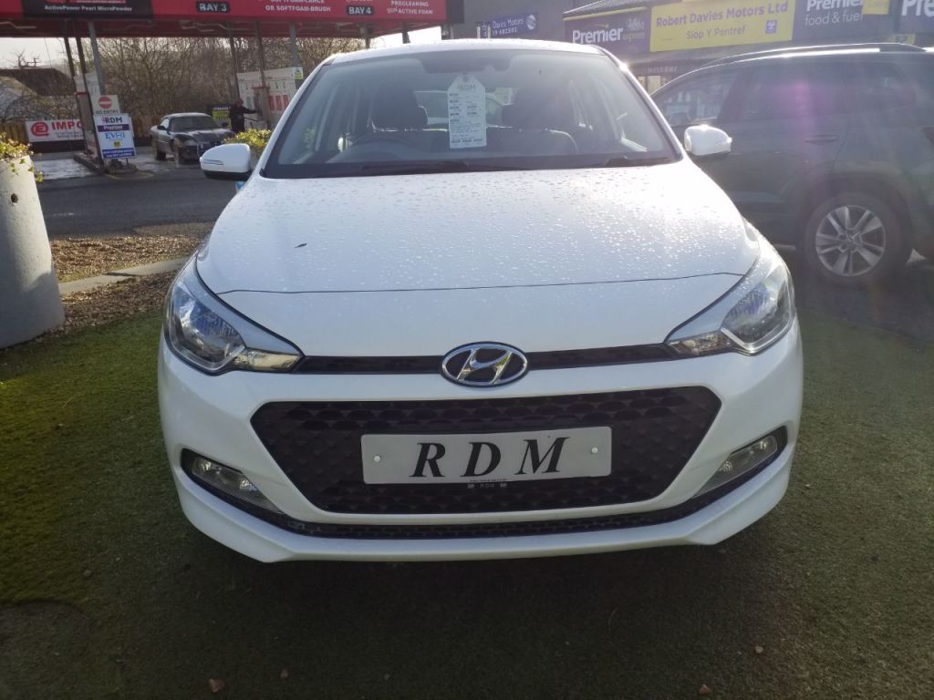 Used Hyundai i20 2016 for sale - 77026462: Photo 2