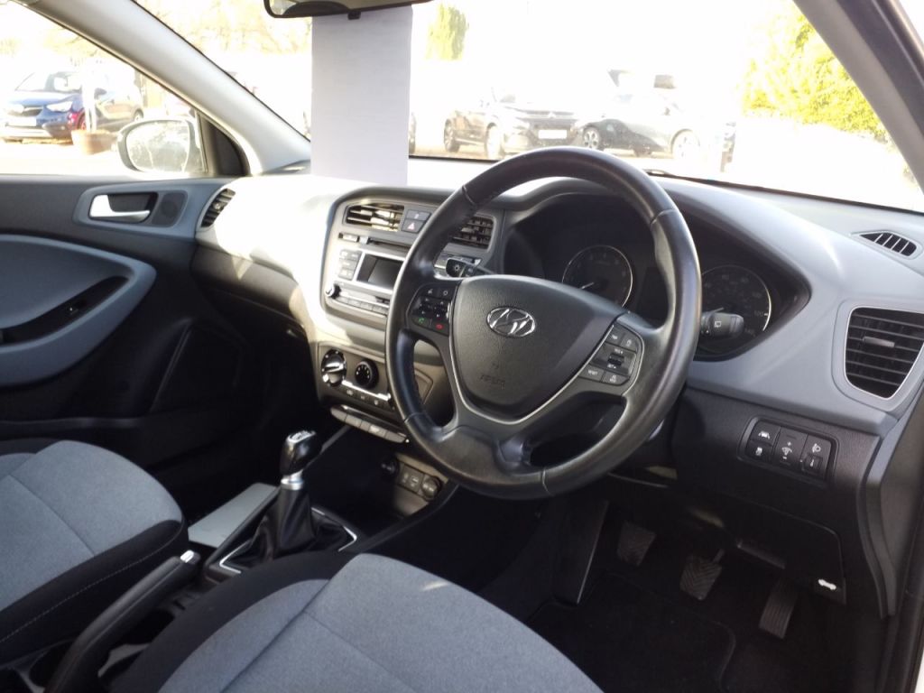 Used Hyundai i20 2016 for sale - 77026462: Photo 8