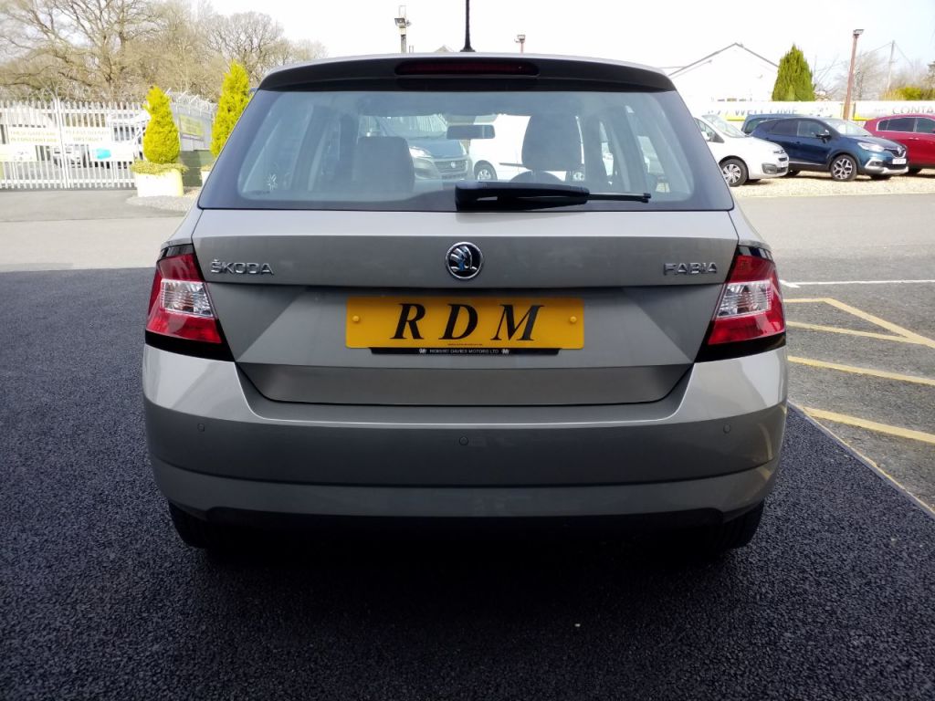 Used Skoda Fabia 2017 for sale - 77764123: Photo 5