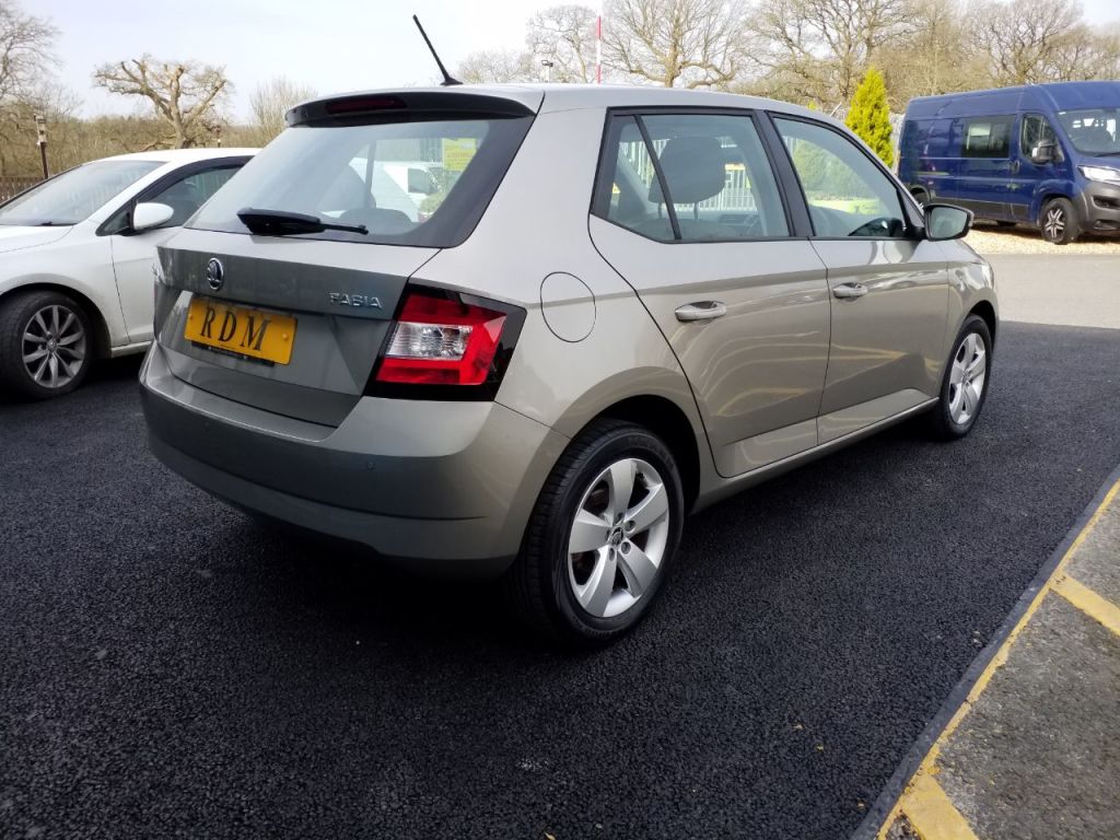 Used Skoda Fabia 2017 for sale - 77764123: Photo 6