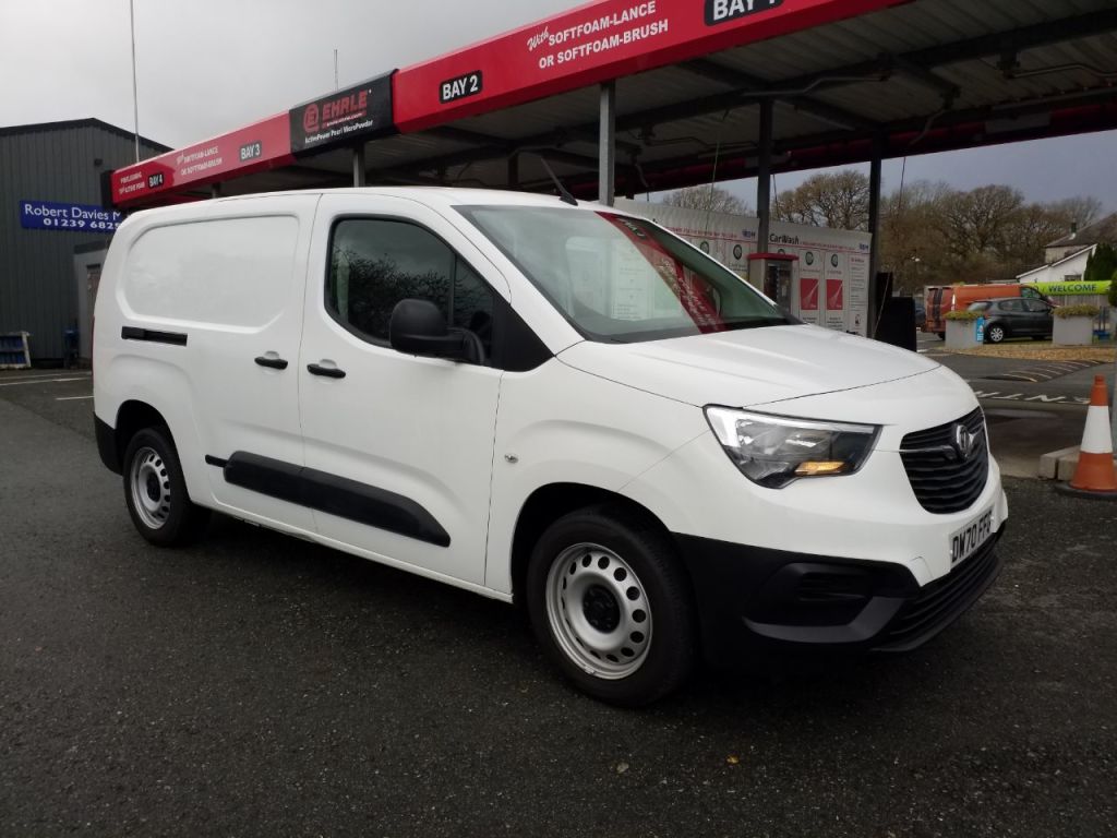 Used Vauxhall Combo 2021 for sale - 76739741: Photo 1