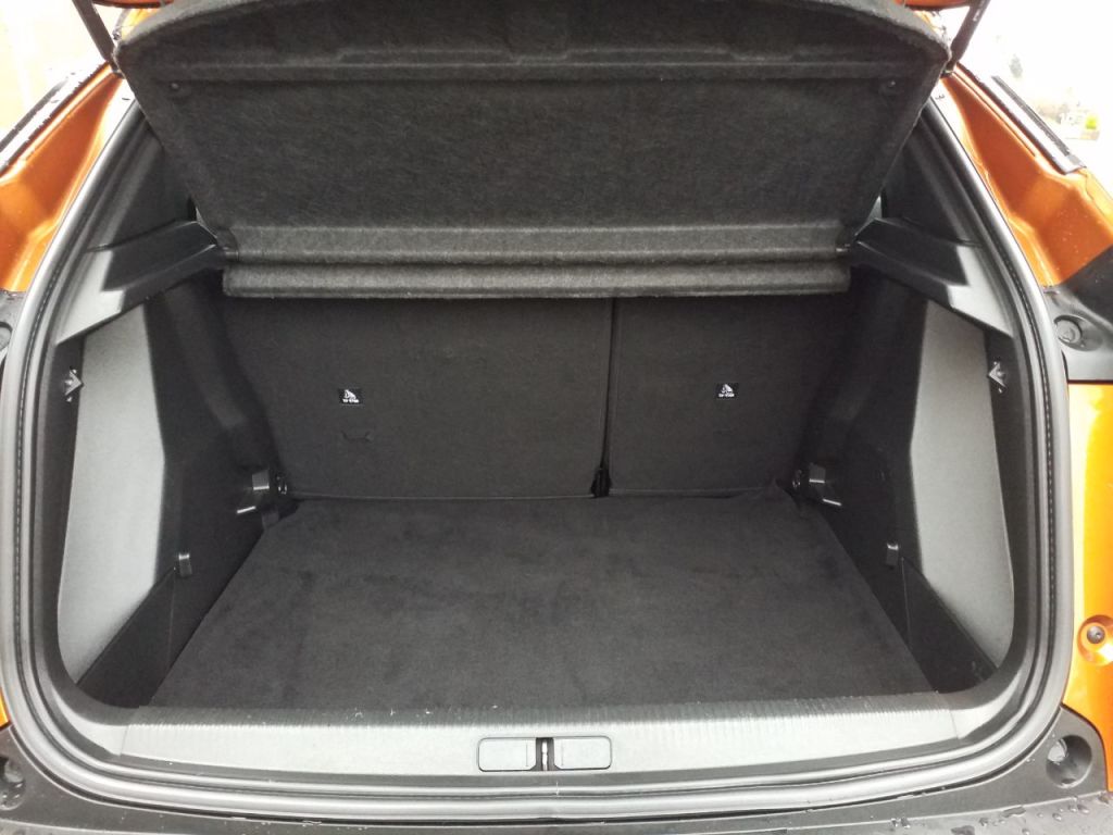 Used Peugeot 2008 2021 for sale - 77603515: Photo 7