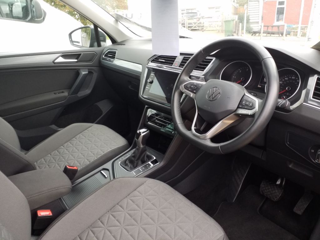 Used Volkswagen Tiguan 2022 for sale - 76197161: Photo 8